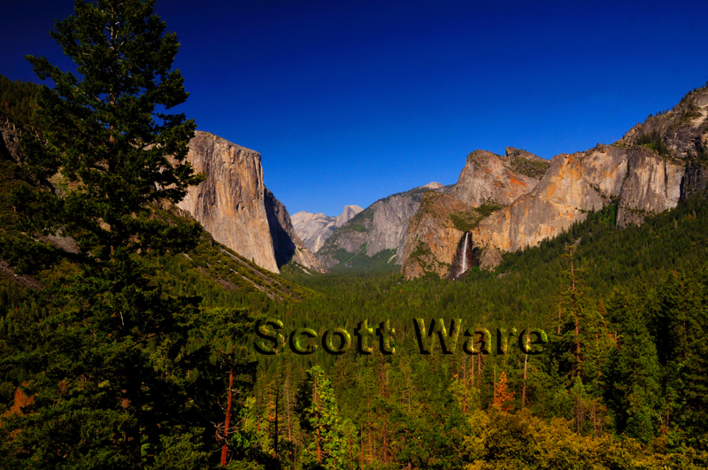 Tunnel View