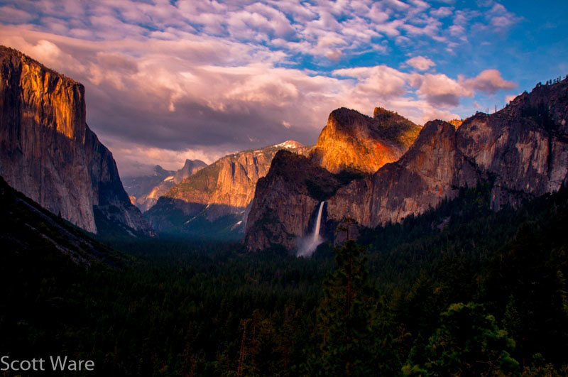 Tunnel View